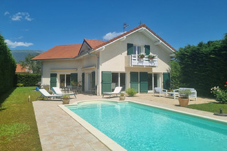Ma-Cabane - Vente Maison SAINT-GENIS-POUILLY, 180 m²
