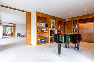 Ma-Cabane - Vente Maison SAINT-GENIX-SUR-GUIERS, 839 m²