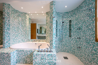 Ma-Cabane - Vente Maison SAINT-GENIX-SUR-GUIERS, 839 m²