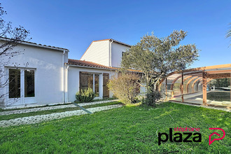 Ma-Cabane - Vente Maison SAINT-GEORGES-DE-DIDONNE, 215 m²
