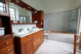 Ma-Cabane - Vente Maison SAINT-GERMAIN-DE-MARENCENNES, 368 m²