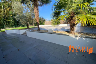 Ma-Cabane - Vente Maison Saint-Germain-du-Puy, 185 m²