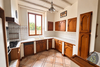 Ma-Cabane - Vente Maison Saint-Germain-Lembron, 260 m²