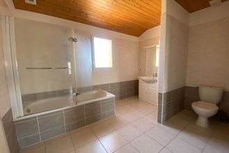 Ma-Cabane - Vente Maison SAINT-HILAIRE-DE-CHALEONS, 82 m²