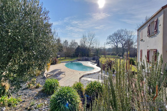 Ma-Cabane - Vente Maison SAINT-HILAIRE-DE-CHALEONS, 188 m²