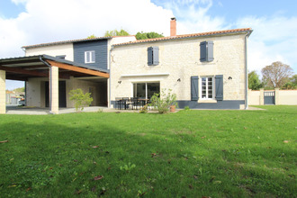 Ma-Cabane - Vente Maison Saint-Hilaire-la-Palud, 140 m²