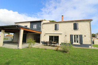 Ma-Cabane - Vente Maison Saint-Hilaire-la-Palud, 140 m²