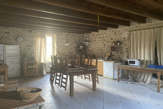 Ma-Cabane - Vente Maison Saint-Hilaire-les-Courbes, 239 m²