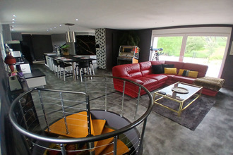 Ma-Cabane - Vente Maison SAINT-JEAN-BREVELAY, 184 m²