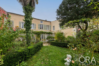 Ma-Cabane - Vente Maison Saint-Jean-d'Angély, 430 m²