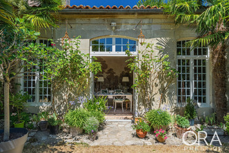 Ma-Cabane - Vente Maison Saint-Jean-d'Angély, 280 m²