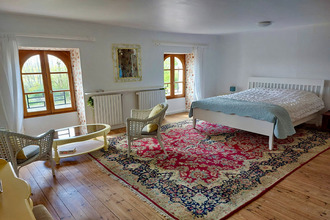 Ma-Cabane - Vente Maison SAINT-JEAN-D'ANGELY, 320 m²