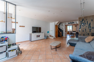 Ma-Cabane - Vente Maison SAINT-JEAN-D'ANGELY, 210 m²