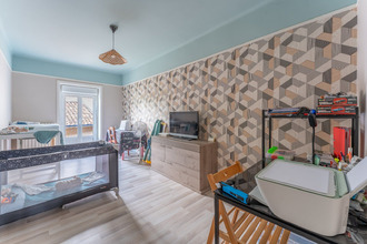 Ma-Cabane - Vente Maison SAINT-JEAN-D'ANGELY, 210 m²