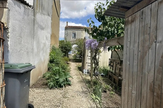 Ma-Cabane - Vente Maison SAINT-JEAN-D'ANGELY, 100 m²