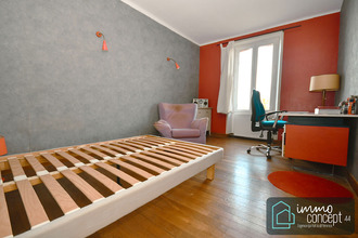 Ma-Cabane - Vente Maison SAINT-JEAN-DE-BOISEAU, 192 m²