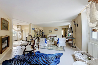 Ma-Cabane - Vente Maison SAINT-JEAN-LES-DEUX-JUMEAUX, 200 m²
