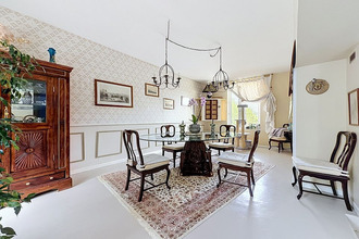 Ma-Cabane - Vente Maison SAINT-JEAN-LES-DEUX-JUMEAUX, 200 m²