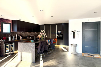 Ma-Cabane - Vente Maison Saint-Jeoire-Prieuré, 227 m²