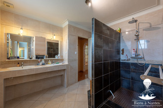 Ma-Cabane - Vente Maison SAINT-JULIEN-DE-CONCELLES, 195 m²