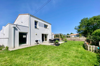 Ma-Cabane - Vente Maison SAINT-LUMINE-DE-COUTAIS, 130 m²