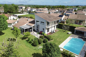 Ma-Cabane - Vente Maison Saint-Marcel-lès-Valence, 273 m²