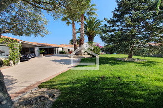 Ma-Cabane - Vente Maison SAINT-MARTIN-DE-RE, 196 m²