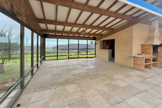 Ma-Cabane - Vente Maison Saint-Martin-la-Plaine, 220 m²