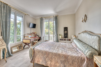 Ma-Cabane - Vente Maison SAINT-MAUR-DES-FOSSES, 195 m²