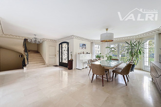 Ma-Cabane - Vente Maison SAINT-MAUR-DES-FOSSES, 270 m²