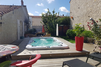 Ma-Cabane - Vente Maison SAINT-MEDARD-D'AUNIS, 257 m²