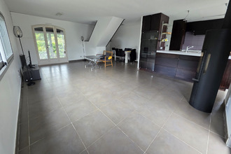 Ma-Cabane - Vente Maison Saint-Médard-d'Eyrans, 208 m²