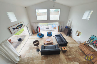 Ma-Cabane - Vente Maison SAINT-MICHEL-EN-L'HERM, 263 m²