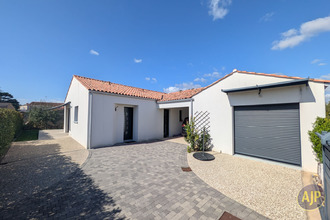 Ma-Cabane - Vente Maison SAINT-MICHEL-EN-L'HERM, 144 m²