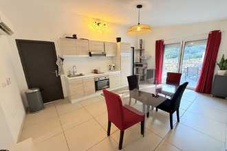 Ma-Cabane - Vente Maison SAINT-MITRE-LES-REMPARTS, 70 m²