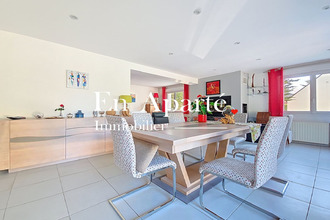 Ma-Cabane - Vente Maison SAINT-PAIR-SUR-MER, 185 m²