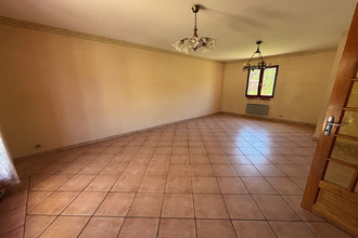 Ma-Cabane - Vente Maison SAINT-PARIZE-LE-CHATEL, 80 m²