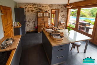 Ma-Cabane - Vente Maison SAINT-PHILBERT-DE-GRAND-LIEU, 241 m²