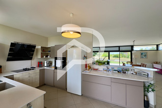 Ma-Cabane - Vente Maison SAINT-PIERRE-D'EYRAUD, 184 m²