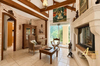 Ma-Cabane - Vente Maison SAINT-PIERRE-DE-CHIGNAC, 165 m²