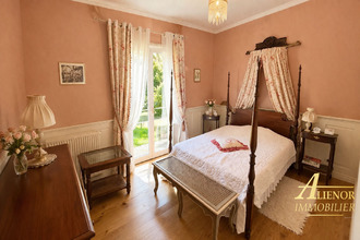Ma-Cabane - Vente Maison SAINT-PIERRE-DE-CHIGNAC, 165 m²