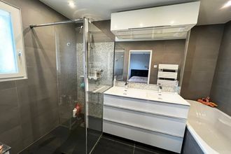 Ma-Cabane - Vente Maison SAINT-PIERRE-EN-FAUCIGNY, 147 m²