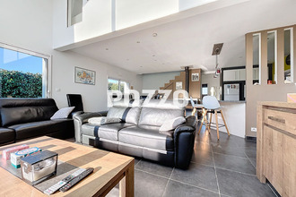 Ma-Cabane - Vente Maison SAINT-PIERRE-LANGERS, 112 m²