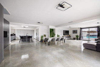 Ma-Cabane - Vente Maison SAINT-PRIEST, 262 m²