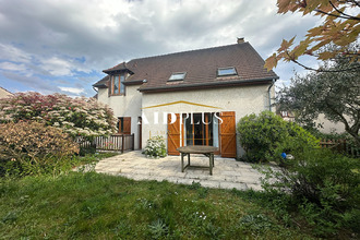 Ma-Cabane - Vente Maison SAINT-PRIX, 130 m²