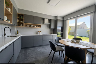 Ma-Cabane - Vente Maison SAINT-PRYVE-SAINT-MESMIN, 198 m²