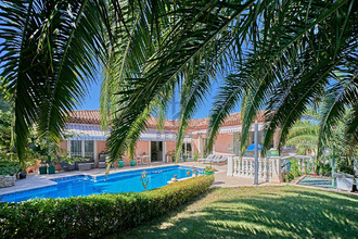 Ma-Cabane - Vente Maison SAINT-RAPHAEL, 200 m²