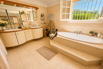 Ma-Cabane - Vente Maison SAINT-RAPHAEL, 237 m²