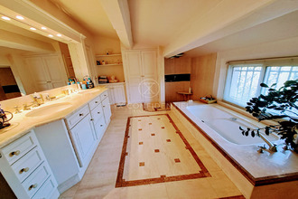 Ma-Cabane - Vente Maison SAINT-REMY-DE-PROVENCE, 369 m²