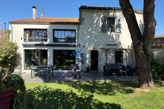 Ma-Cabane - Vente Maison SAINT-ROGATIEN, 235 m²